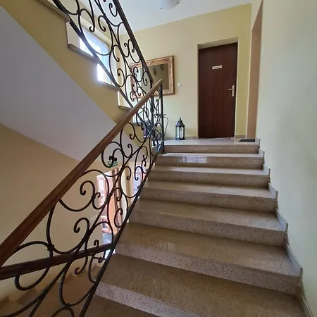 Krystian 3* Хмельно