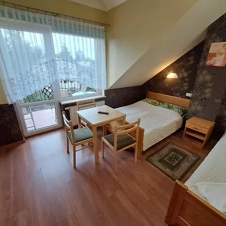 Krystian Гостевой дом Хмельно